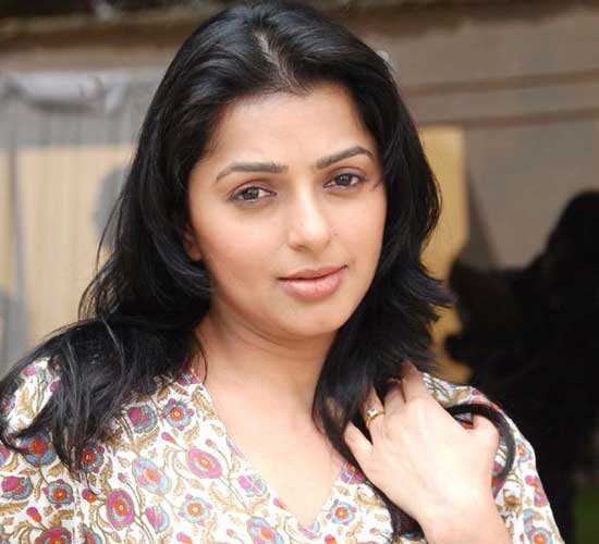 Bhumika Chawla - Biography, Wiki, Age, Pics, Husband Name, Movies ...