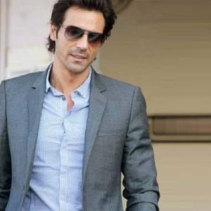 Arjun Rampal Biography, Wiki, Image, Age, Wife Name, Personal Details